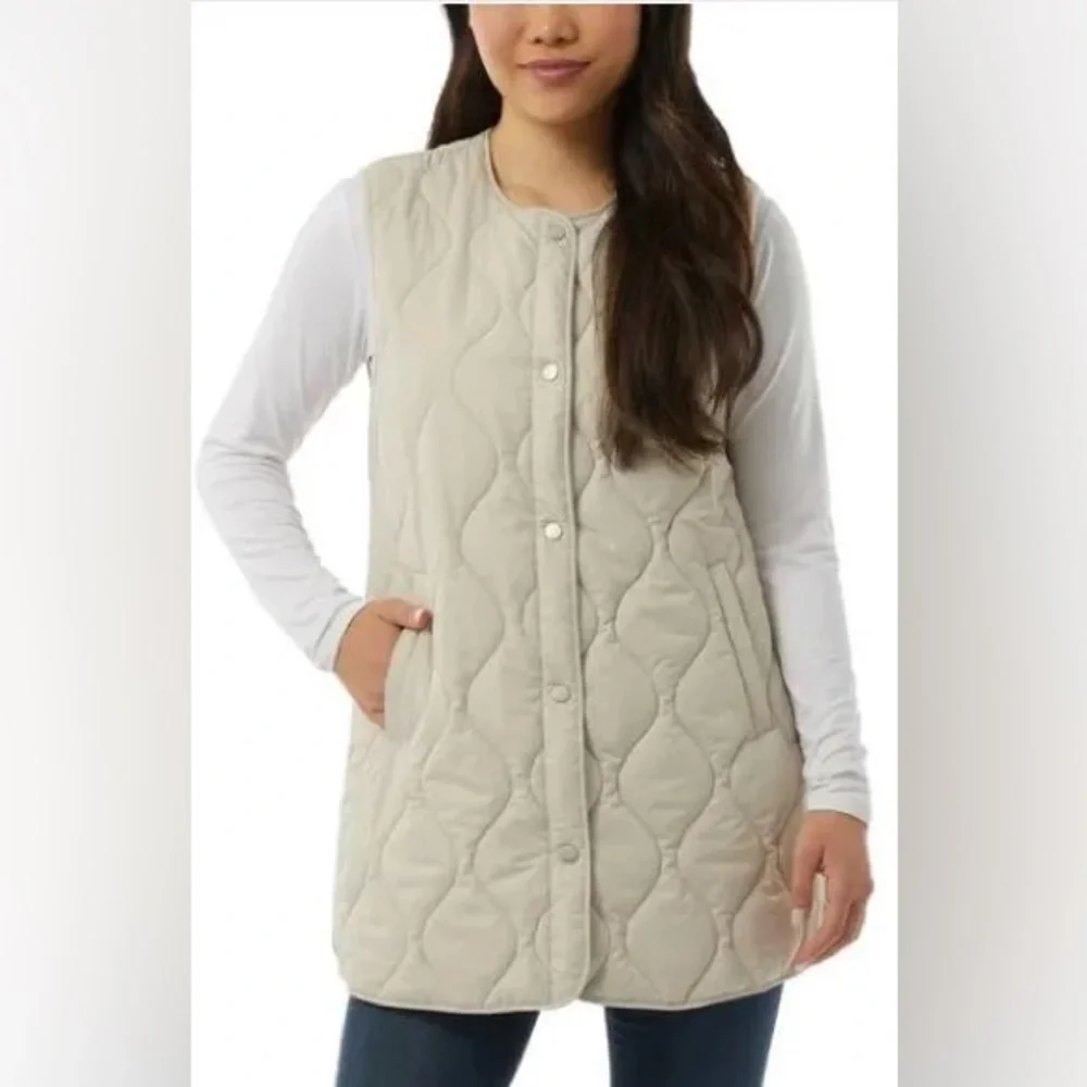 32 Degrees Women's Onion- Quilted Vest - Picture 2 of 4